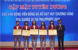 Hà Nam: Tuyên dương 5 nữ cầu thủ đoạt HCV SEA Games 30