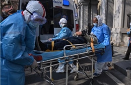 Trung Quốc: Thêm 45 ca tử vong, khoảng 2.000 ca nhiễm virus Corona mới 