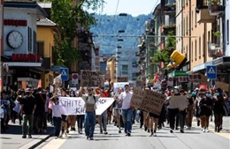 Phong trào biểu tình chống phân biệt chủng tộc ở Mỹ lan sang Thụy Sĩ