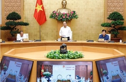 Thủ tướng Nguyễn Xuân Phúc: Tuyệt đối không chủ quan trước dịch COVID-19