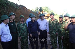 Phó Thủ tướng Trịnh Đình Dũng đến Bắc Trà My trực tiếp chỉ đạo tìm kiếm, cứu nạn