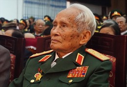 Trao danh hiệu Anh hùng Lực lượng vũ trang tặng Trung tướng Nguyễn Quốc Thước