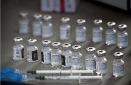 BioNTech thảo luận để tăng năng lực sản xuất vaccine ngừa COVID-19