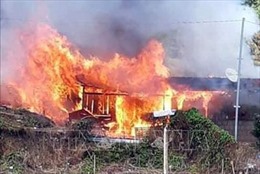 Hỏa hoạn thiêu rụi một căn nhà cùng lượng lớn tiền mặt