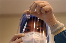 Thủ tướng Thái Lan đề nghị được tiêm mũi vaccine Sinovac đầu tiên 