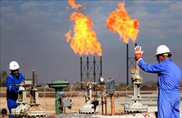 Giá dầu thế giới tăng mạnh sau sự cố tại Kênh đào Suez