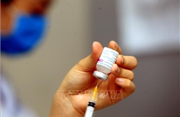 Người nhập cảnh có &#39;hộ chiếu vaccine&#39; vẫn phải tuân thủ cách ly 14 ngày