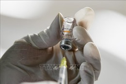 Philippines cho phép sử dụng vaccine của Sinovac cho người cao tuổi