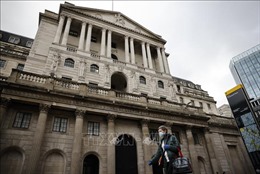 Ngân hàng Trung ương Anh tiếp tục tăng lãi suất