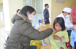 Kon Tum là tỉnh đầu tiên ở Tây Nguyên hoàn thành tiêm vaccine phòng bệnh bạch hầu