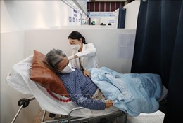 Hàn Quốc trước nguy cơ thiếu giường cho bệnh nhân COVID-19 nặng 