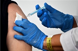 Tây Ban Nha, Maroc triển khai tiêm mũi vaccine tăng cường 
