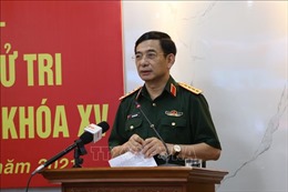 Bộ trưởng Bộ Quốc phòng tiếp xúc cử tri tại tỉnh Thái Nguyên