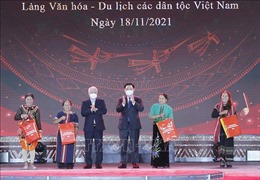 Chủ tịch Quốc hội dự khai mạc Tuần &#39;Đại đoàn kết dân tộc - Di sản văn hóa Việt Nam&#39;
