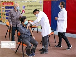 Hơn một nửa dân số Iran đã được tiêm đầy đủ vaccine