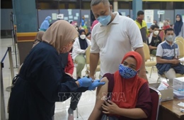 Indonesia công bố kế hoạch tiêm vaccine ngừa COVID-19 tăng cường
