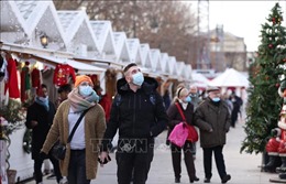 Châu Âu đối mặt với mùa Giáng sinh trầm lắng khi người dân thắt chặt chi tiêu