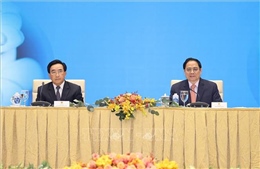 Thủ tướng Phạm Minh Chính và Thủ tướng Lào gặp gỡ doanh nghiệp Việt Nam - Lào