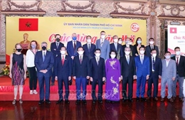 Lãnh đạo TP Hồ Chí Minh gặp gỡ lãnh đạo đoàn lãnh sự 