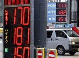Chiều 17/3, giá dầu châu Á tăng khoảng 3% sau thông tin về xuất khẩu dầu của Nga