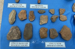 Khai quật tại hang Thẩm Tâu, phát hiện 4 di tích mộ táng và hơn 2.000 tiêu bản
