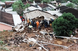 Điện thăm hỏi về mưa lớn và lũ lụt gây thiệt hại ở Nam Phi