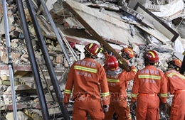 Trung Quốc bắt giữ 9 người liên quan đến vụ sập tòa nhà cao tầng