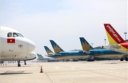 Vì sao các hãng hàng không Việt Nam vẫn bị lỗ hàng trăm tỷ đồng mỗi tháng?