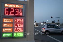 Giá dầu thế giới không giữ được mốc 120 USD/thùng trong phiên 6/6