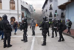 18 cảnh sát Ecuador mất tích trong vụ tấn công của người biểu tình