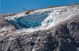 Italy: Tìm thấy 8 nạn nhân còn sống trong vụ lở băng trên dãy Alps