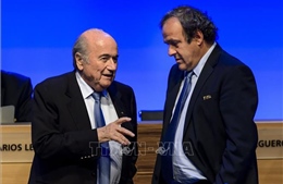 Cựu Chủ tịch FIFA Sepp Blatter và cựu Chủ tịch UEFA Michel Platini được tuyên trắng án