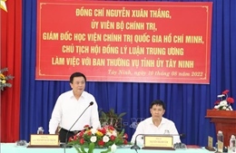 Tây Ninh: Tiếp tục quan tâm đào tạo, bồi dưỡng cán bộ