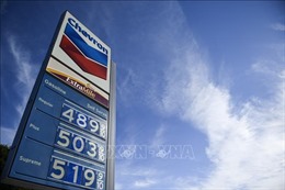 Giá dầu thế giới tăng khoảng 3% 