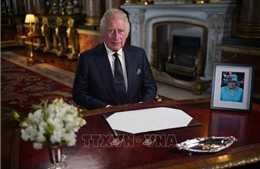 Vua Charles III chính thức kế vị ngai vàng Vương quốc Anh 