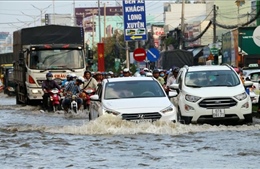 Nguy cơ ngập lụt do mực nước vượt báo động 3 tại TP Long Xuyên, An Giang