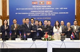 Tăng cường quan hệ hợp tác giữa Quốc hội ba nước Việt Nam - Lào - Campuchia