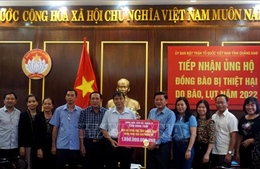 Quảng Nam tiếp nhận sự hỗ trợ, giúp đỡ người dân vùng bị bão lũ 