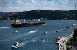 Tình trạng tắc nghẽn tàu chở dầu trên eo biển Bosphorus dần cải thiện