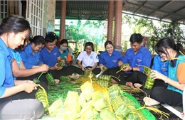 Tuổi trẻ Vĩnh Long hướng về biển đảo quê hương