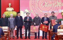 ﻿Chủ tịch Quốc hội Vương Đình Huệ thăm, chúc Tết Đảng bộ, chính quyền và nhân dân tỉnh Quảng Bình