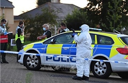 Cảnh sát Anh bắt nghi phạm xả súng ở London