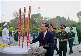 TP Hồ Chí Minh: Tri ân các anh hùng liệt sỹ nhân dịp Tết cổ truyền