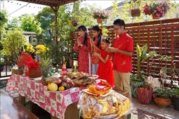 Xuân Quý Mão 2023: Đậm đà hương vị Tết ở một gia đình Thái – Việt 