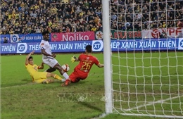 V.League 2023: Thép Xanh Nam Định và Hoàng Anh Gia Lai rượt đuổi hấp dẫn