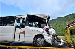 Liên tiếp xảy ra tai nạn, Panama tạm dừng tuyến xe buýt chở người di cư qua Darien Gap