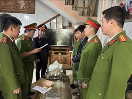 Bắt tạm giam cán bộ địa chính thị trấn Quý Lộc, tỉnh Thanh Hóa