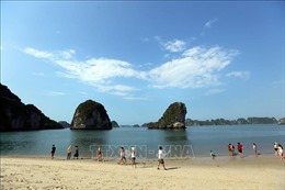 Quảng Ninh: Sẽ khai thác thêm nhiều bãi tắm trên Vịnh Hạ Long 