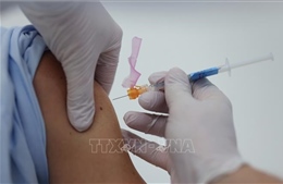 Đức: Tiêm phòng vaccine ngừa COVID-19 cho các nhóm nguy cơ cao