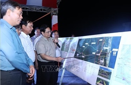 Thủ tướng kiểm tra, khảo sát một số công trình, dự án trọng điểm tại Quảng Trị